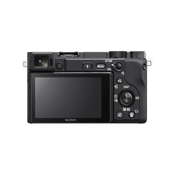 Câmera Sony a6400 com lente 18-135 mm-02